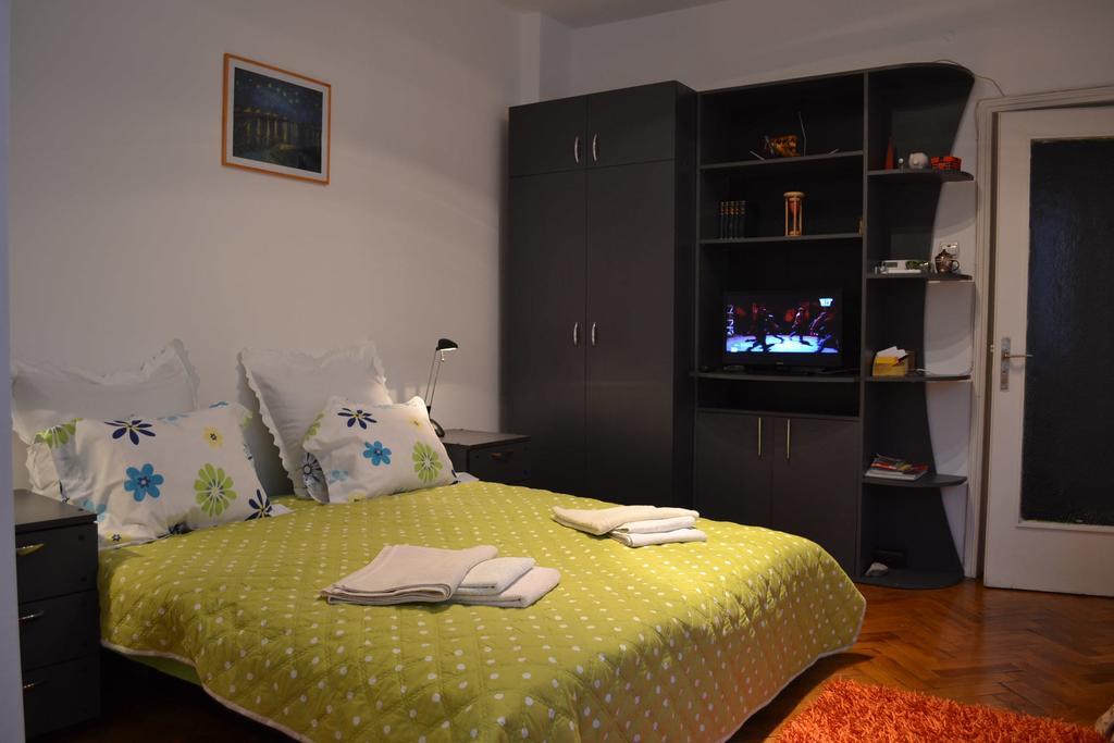 Victoria Studio Bukarest Zimmer foto
